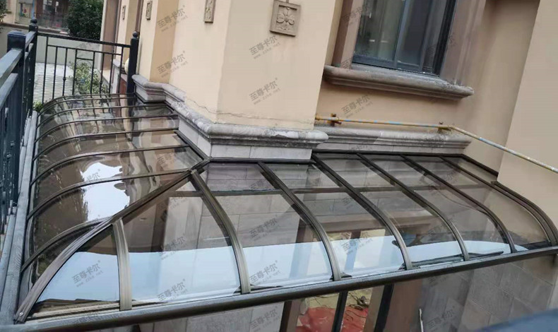遮雨棚圖片大全，這種遮雨棚圖片你肯定喜歡！