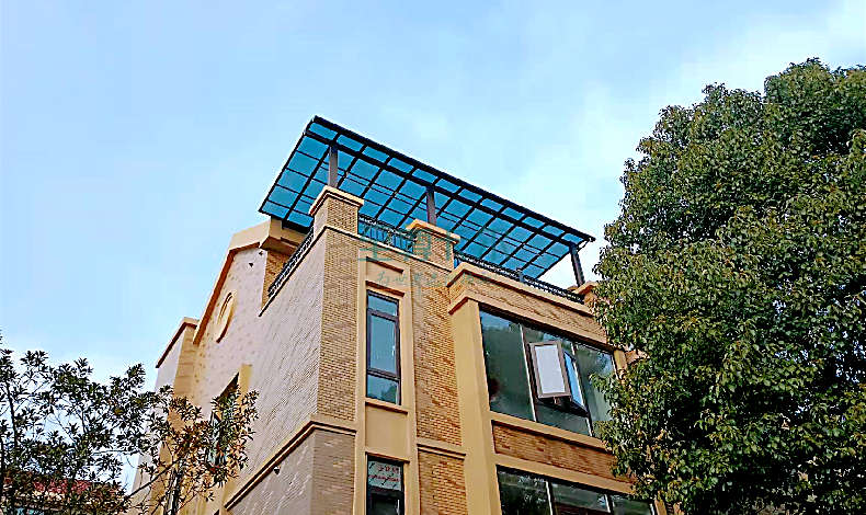 剛搭建的雨棚就生銹漏水，問(wèn)題出在哪？看看搭建雨棚的注意事項(xiàng)